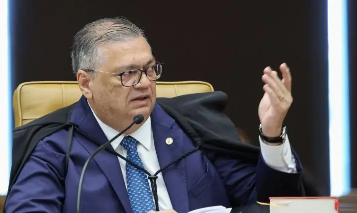 Dino ordena que PF investigue o serviço funerário de São Paulo