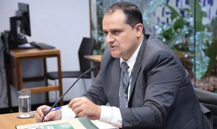 Cláudio Araujo aponta desafios da comunicação pública na Câmara dos Deputados