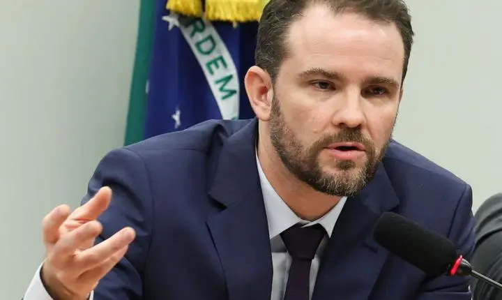 Aumento da dívida pública é impulsionado por juros altos, afirma Durigan