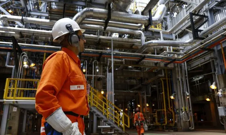 Economia brasileira registra avanço de 0,1% em abril, segundo estimativa da FGV
