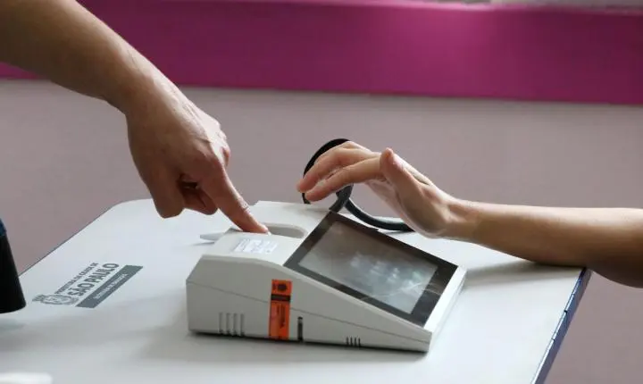 Eleitor sem biometria pode votar no segundo turno