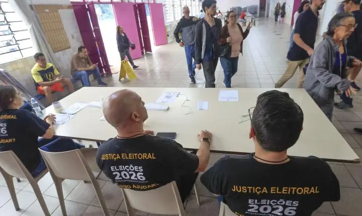 Urnas eleitorais em São Paulo já fechavam quando votação foi prorrogada