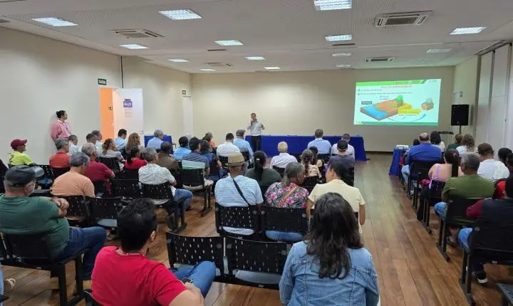 Emater-MG inicia reuniões com produtores rurais afetados por rompimento de barragem