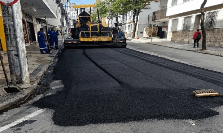 Empav inicia obras de recapeamento asfáltico na Rua Doutor Romualdo