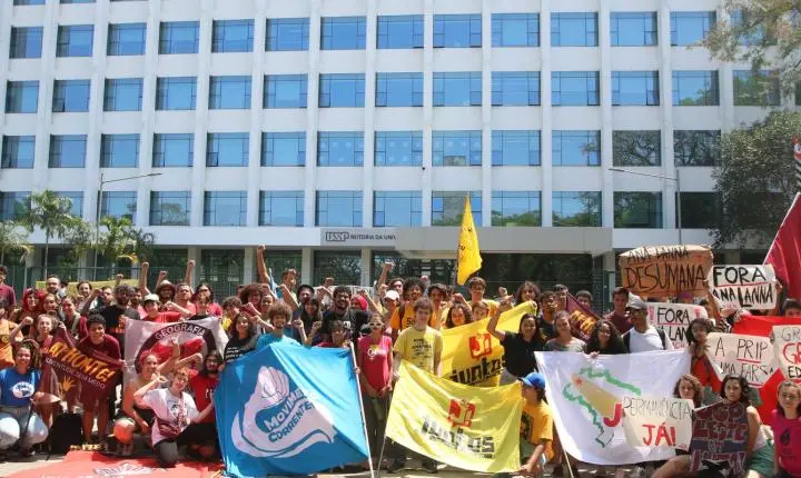 Fim da greve na USP: estudantes encerram paralisação de quase dois meses
