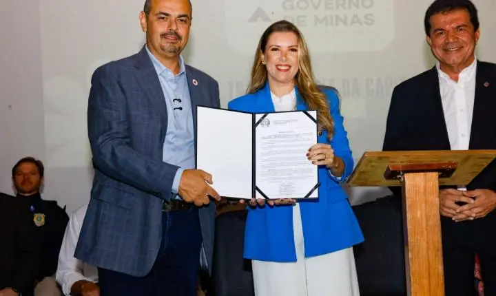 Governo de Minas transfere capital para Uberaba e anuncia pacote de investimentos em saúde e educação