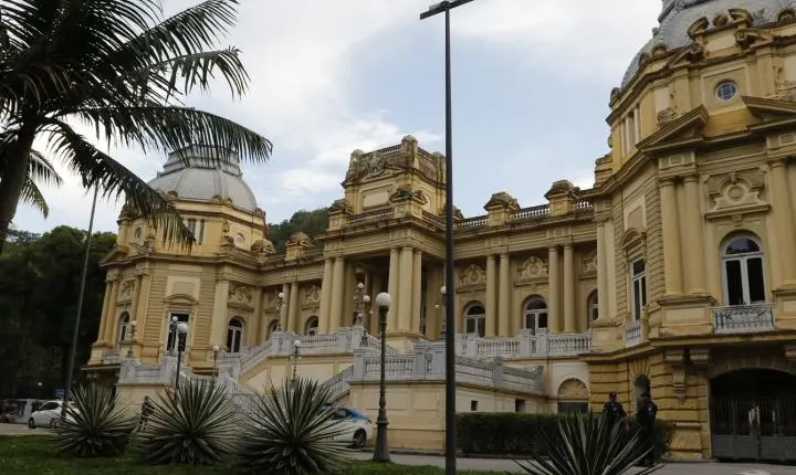 Governo do Rio exonera 30 servidores no Instituto Rio Metrópole após fraude