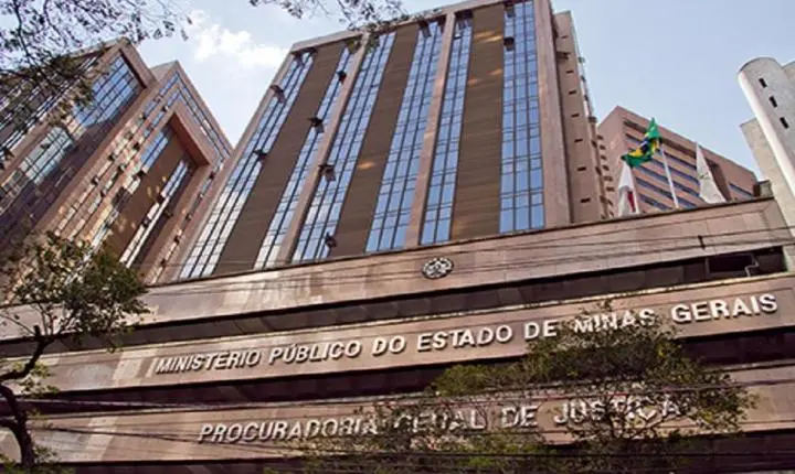 Homem é denunciado por matar ex-companheira com 135 golpes de faca em Barbacena