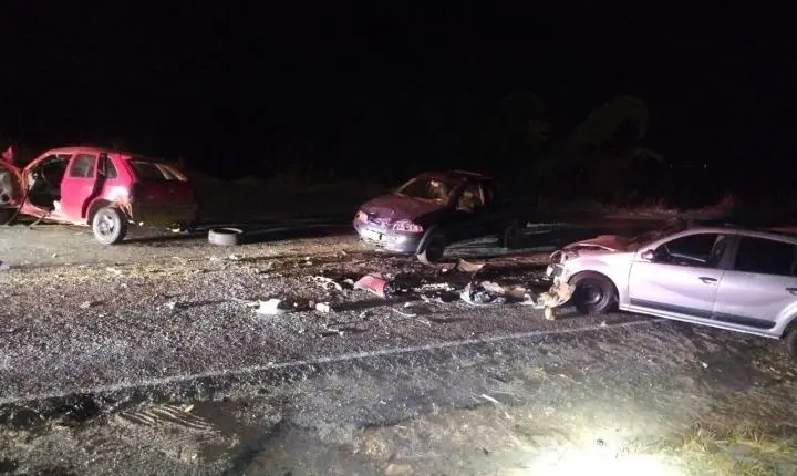 Homem morre após colisão frontal na MG-126 em Bicas