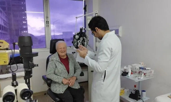 Hospital Universitário realiza mais de 1.700 atendimentos em mutirão para idosos em Juiz de Fora
