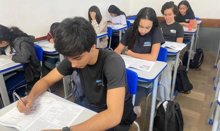 Inscrições abertas para o Enem 2026 com prazos definidos e mobilização em escolas