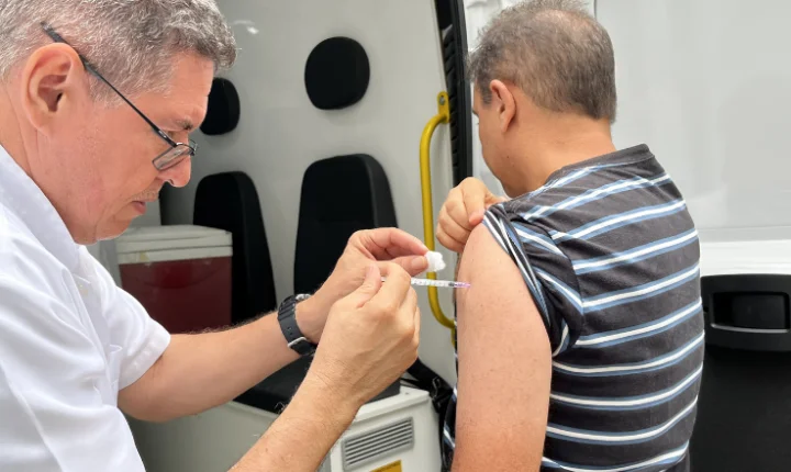 Juiz de Fora alerta sobre a importância da vacina contra o sarampo para viajantes