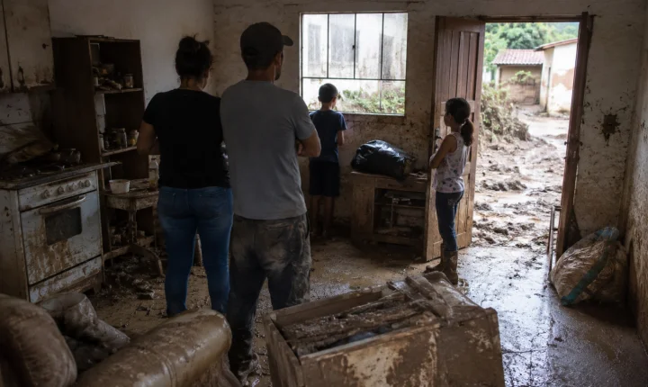 Kit Recomeço: famílias afetadas pelas chuvas na Zona da Mata aguardam entrega prometida pelo Governo de Minas