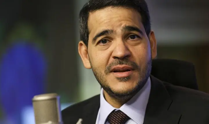 Lula confirma nova indicação de Jorge Messias para o STF