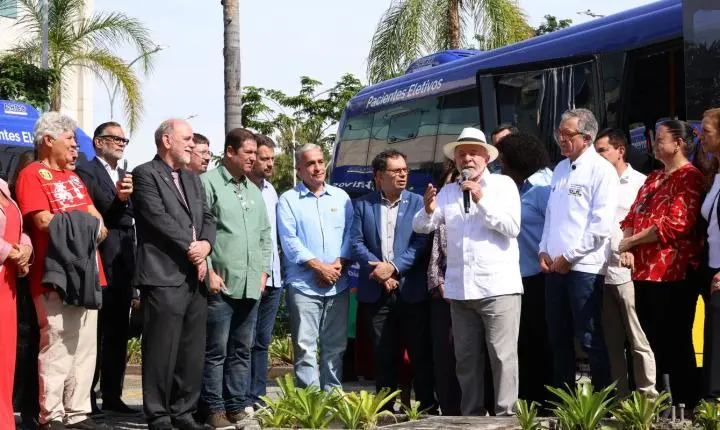 Presidente Lula cobra ação contra milicianos no Rio de Janeiro
