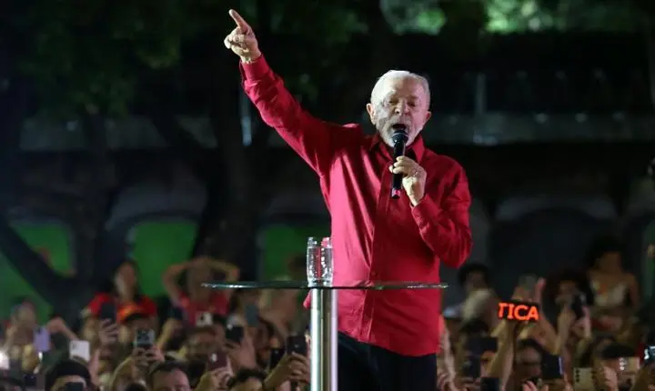 Lula propõe ministério da segurança e valorização do salário mínimo em plano