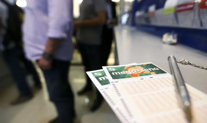 Ninguém acerta dezenas no sorteio da Mega-Sena e prêmio vai a R$ 50 milhões