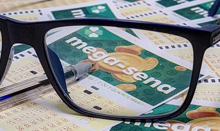 Sorteio da Mega-Sena pode pagar R$ 65 milhões neste sábado