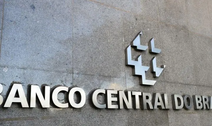 Mercado reduz previsão da inflação para 5% este ano, revela Banco Central