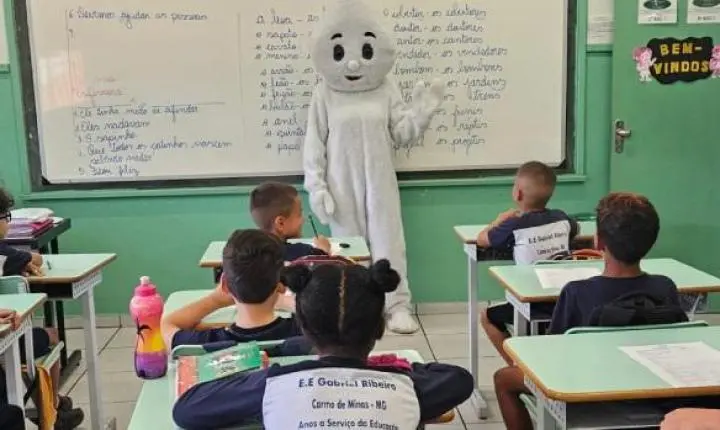 Minas Gerais aplica 17 mil doses de vacinas em ação dentro de escolas