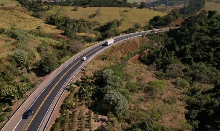 Minas Gerais atinge recorde histórico em concessões públicas com carteira de R$ 26,4 bilhões