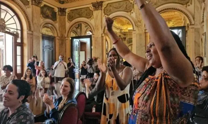 Minas Gerais reconhece samba, cachaça de alambique e Casa de Dona Beja como patrimônio cultural