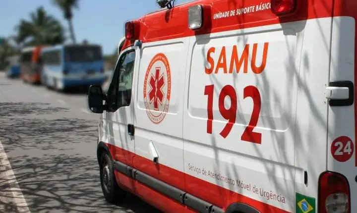 Motociclista fica ferido após bater contra caminhão na BR-267, em Juiz de Fora