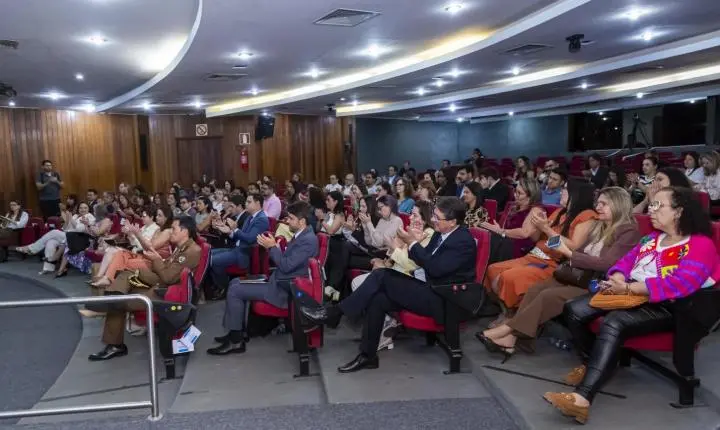 MPMG premia municípios e promotores por avanços e ampliação de vagas em creches de Minas Gerais