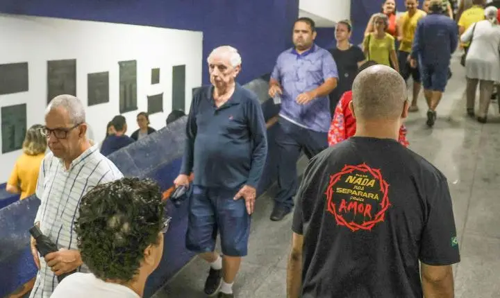 Eleições no rio de janeiro: idoso vota 10 dias após cirurgia
