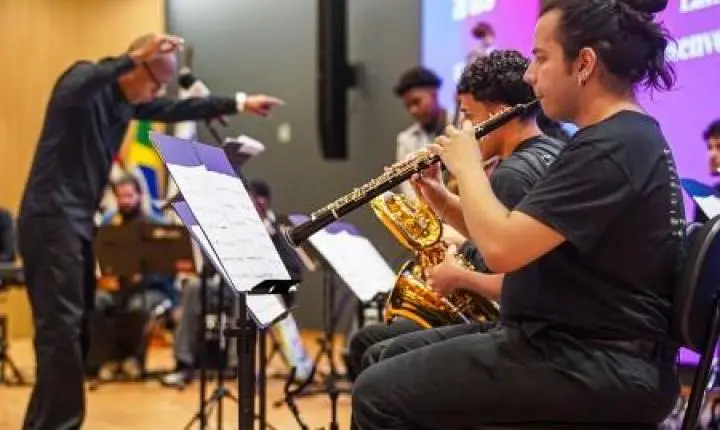 Novo centro vai avaliar impacto da música na saúde mental de jovens e adolescentes