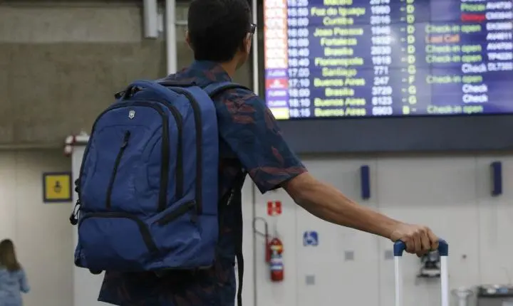 Novo sistema alfandegário agiliza a liberação de passageiros em aeroportos