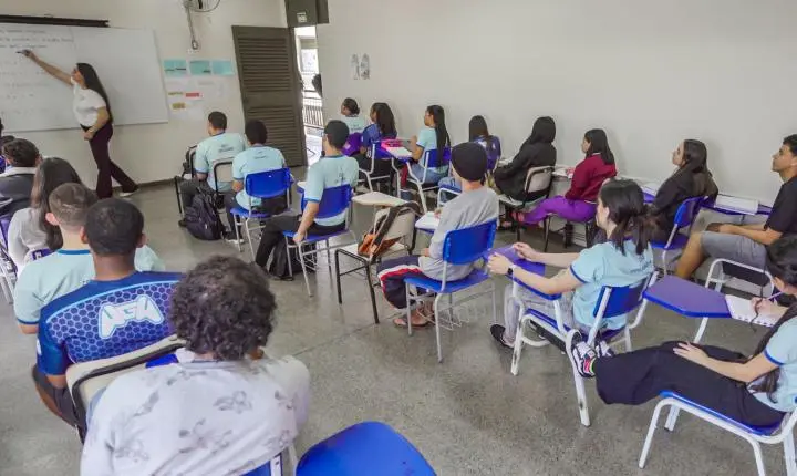 Governo inicia pagamento da quinta parcela do programa Pé-de-Meia nesta segunda