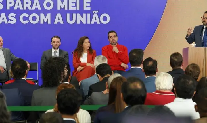 Lula sanciona novas regras do MEI com perdão de dívidas e teto maior