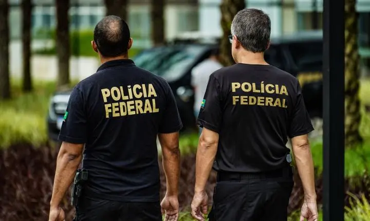 PF combate apologia ao nazismo em operação no interior do Rio de Janeiro