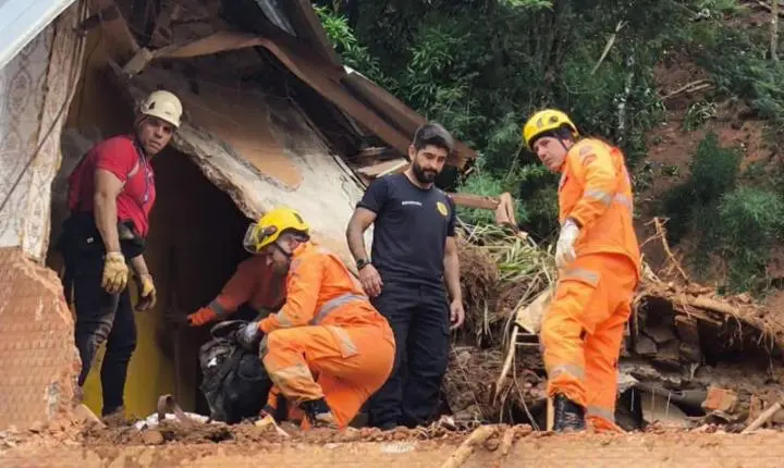 Polícia Civil confirma 40 mortes após soterramentos na Zona da Mata