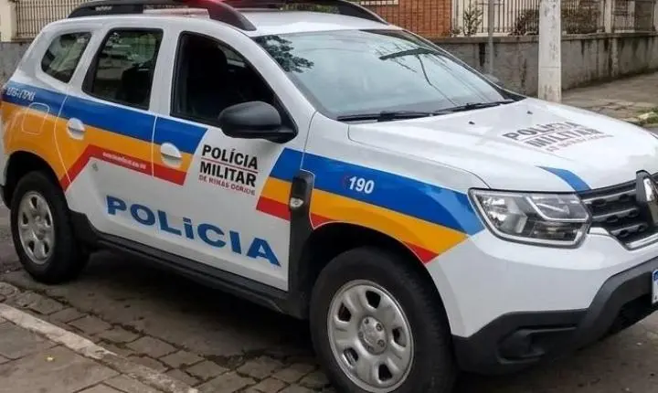 Polícia Militar prende homens armados com moto roubada e apreende adolescentes no tráfico em Ubá