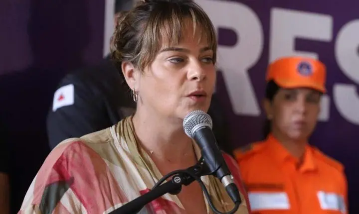 Pré-candidata a deputada federal destaca geração de empregos e redução de burocracia em entrevista à RCWTV