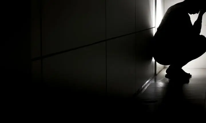 Médicos alertam para a prevenção ao suicídio associada a apostas virtuais