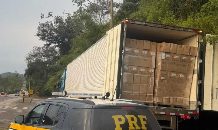 PRF apreende carga de linguiça sem nota fiscal avaliada em R$ 200 mil na BR-040