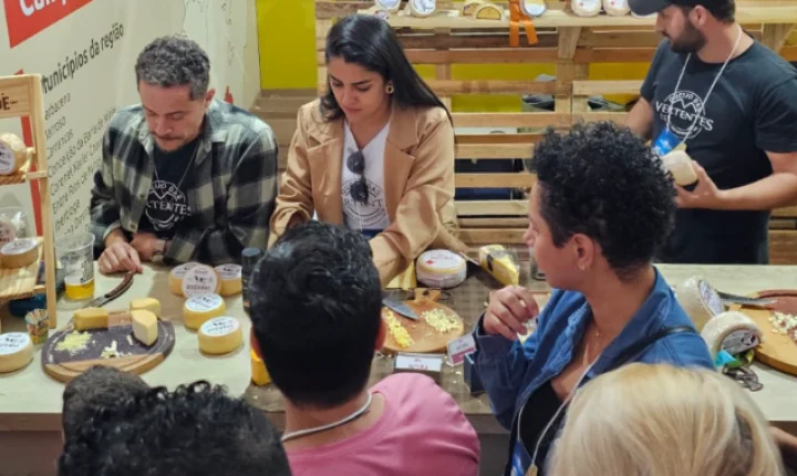 Produtores do Campo das Vertentes participam de festival do queijo artesanal em Belo Horizonte