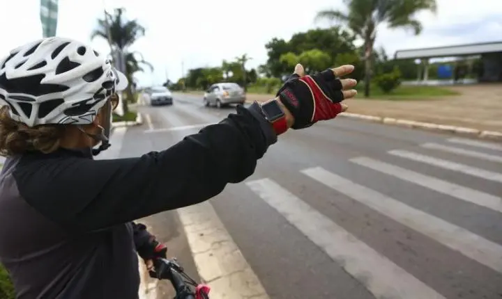 Projeto de lei endurece punição para motorista que matar pedestre ou ciclista