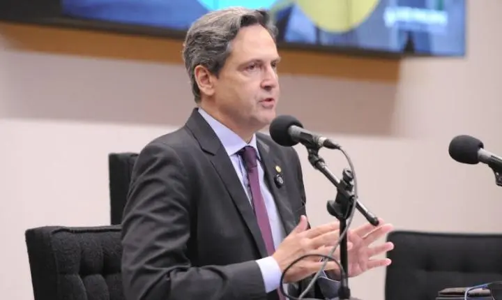 Proposta estabelece marco legal para fiscalização de pessoas expostas politicamente