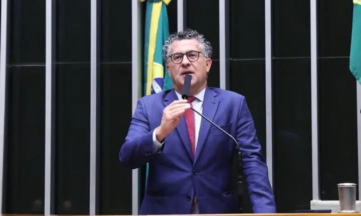 Projeto exige aviso prévio de 90 dias para início da cobrança de pedágio