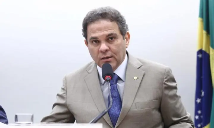 Projeto define percentual mínimo de açaí em produtos vendidos no país