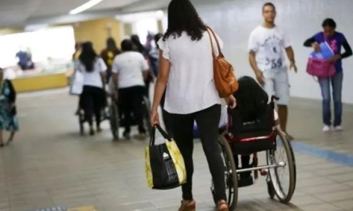 Projeto garante vaga em escola integral para aluno com deficiência