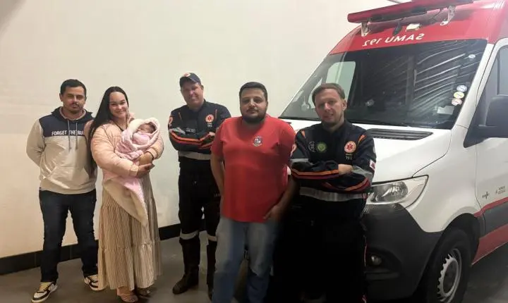 Reencontro emocionante marca agradecimento a socorristas após salvamento de bebê engasgada em Manhumirim