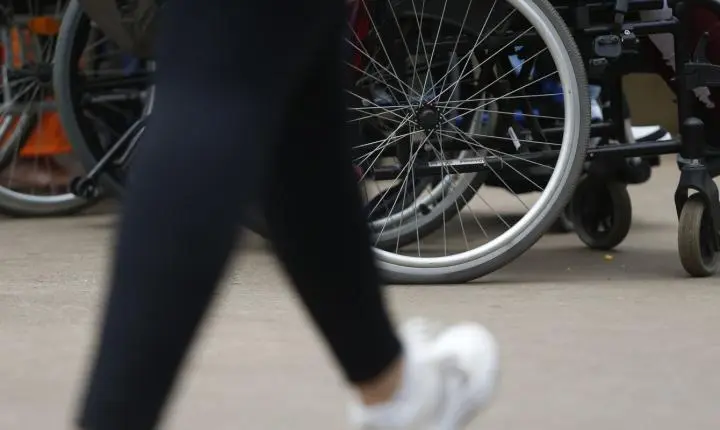 Rendimento das pessoas com deficiência atinge 70% da média nacional