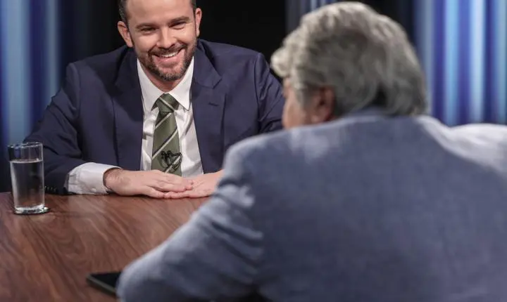 Durigan detalha encontro de Lula e Trump, focado na relação Brasil-EUA e minerais estratégicos
