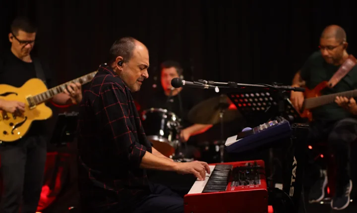 Ricardo Itaborahy apresenta espetáculo gratuito no Mercado Cultural AICE em Juiz de Fora