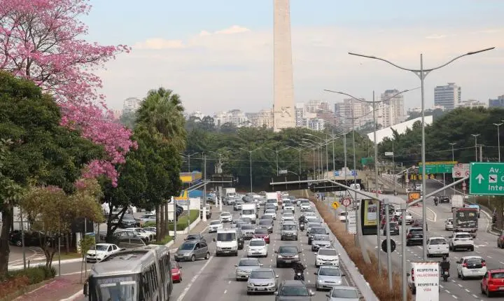 Rodízio de veículos em São Paulo suspenso para o feriado de Corpus Christi